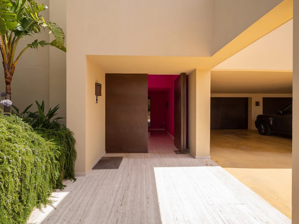 Se vende Villa - Chalet de 6 dormitorios en Costa Del Sol, Cadiz, España