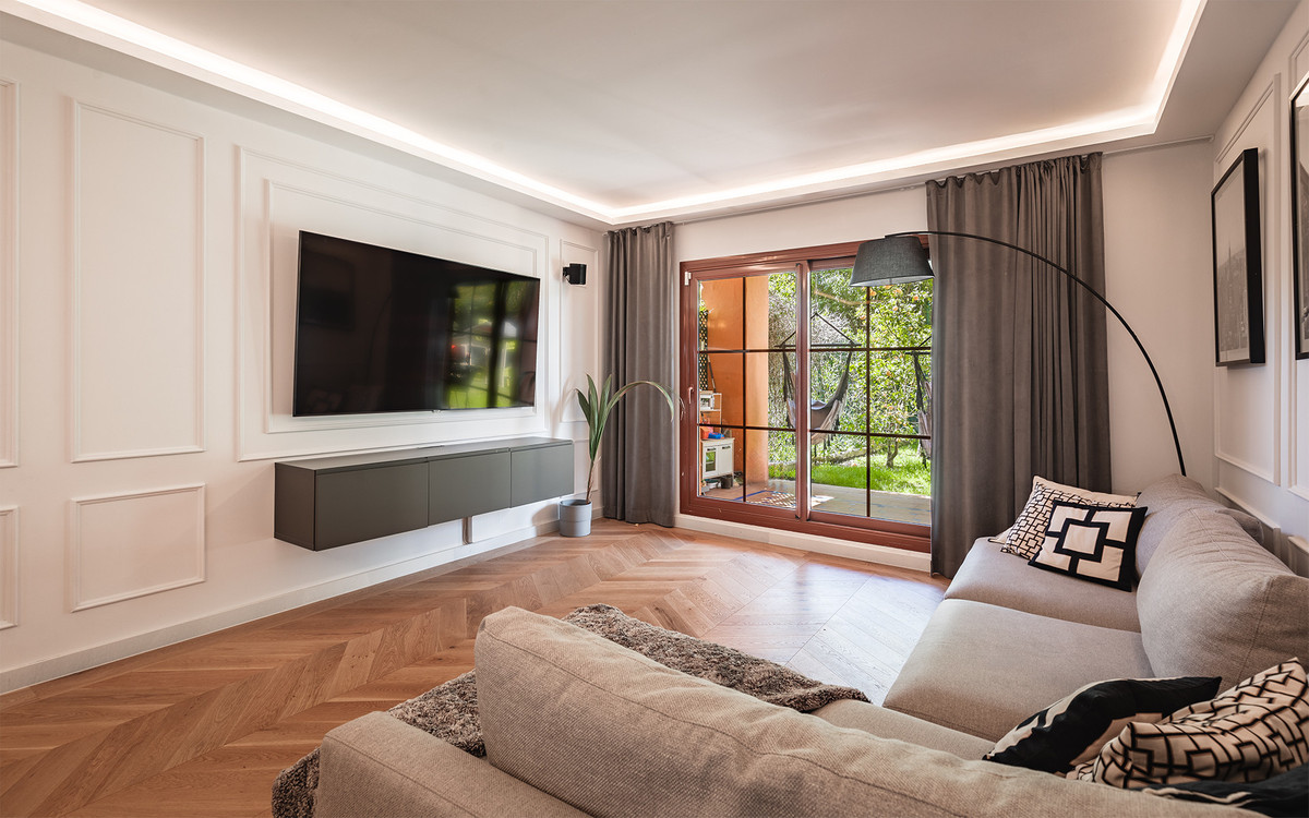 3 Bed Apartment for sale in Benahavís Costa Del Sol, Málaga, Spain
