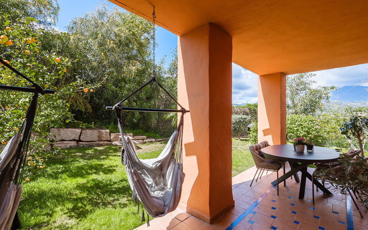 3 Bed Apartment for sale in Benahavís Costa Del Sol, Málaga, Spain