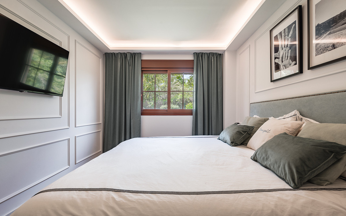 3 Bed Apartment for sale in Benahavís Costa Del Sol, Málaga, Spain