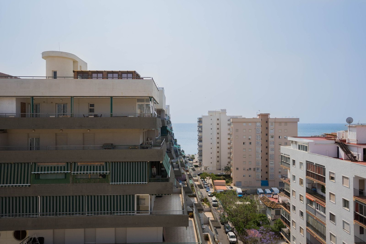 5 Bed Apartment for sale in Fuengirola Costa Del Sol, Málaga, Spain