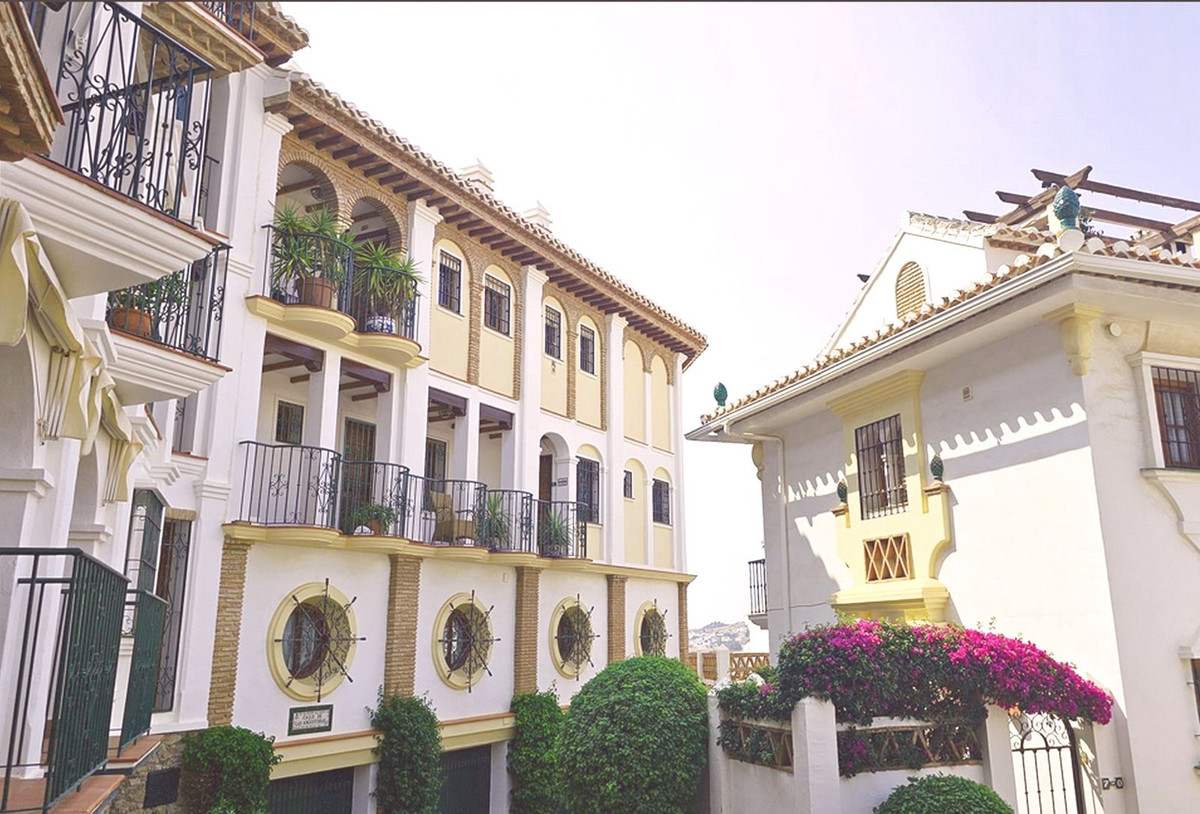 1 Bed Apartment for sale in Mijas Golf Costa Del Sol, Málaga, Spain