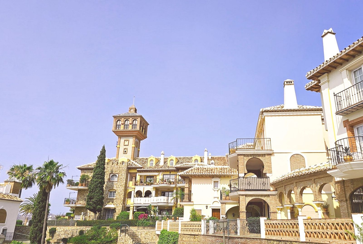 1 Bed Apartment for sale in Mijas Golf Costa Del Sol, Málaga, Spain