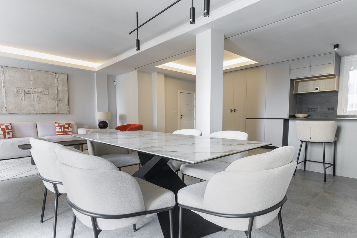 3 Bed Apartment for sale in Centro Histórico Málaga Ciudad, Málaga, Spain