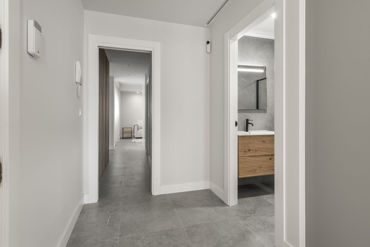 3 Bed Apartment for sale in Centro Histórico Málaga Ciudad, Málaga, Spain