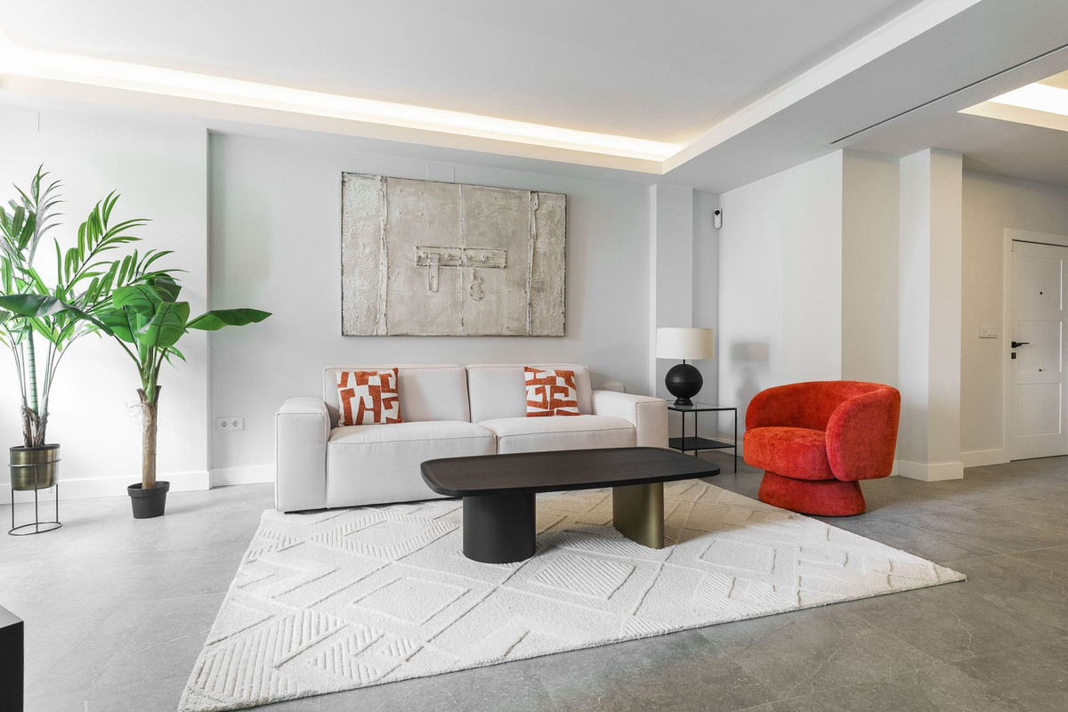 3 Bed Apartment for sale in Centro Histórico Málaga Ciudad, Málaga, Spain