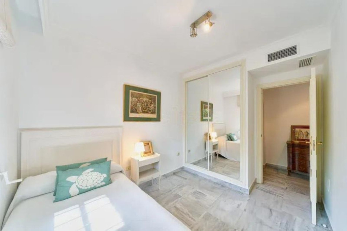 3 Bed Apartment for sale in Marbella Costa Del Sol, Málaga, Spain