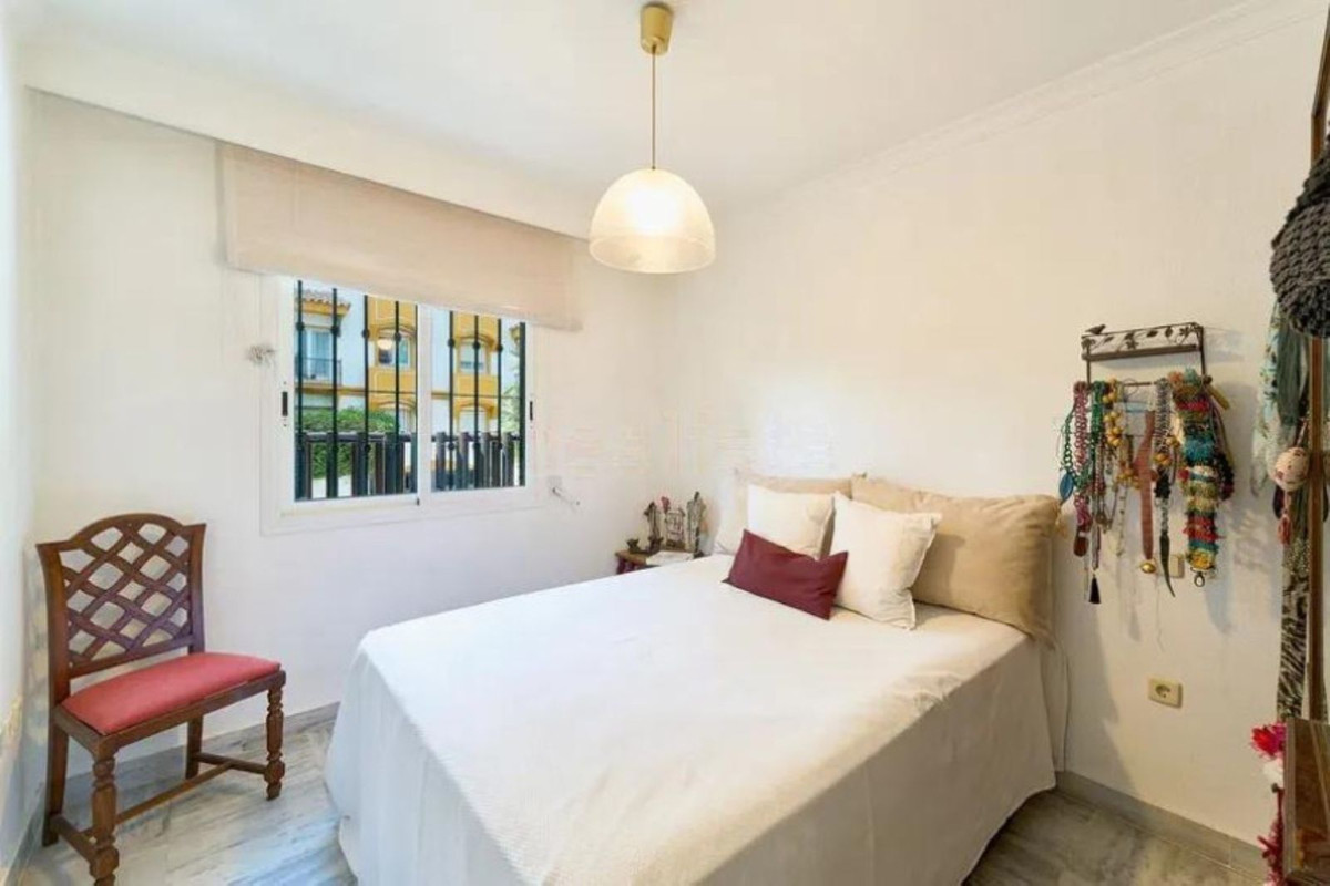 3 Bed Apartment for sale in Marbella Costa Del Sol, Málaga, Spain