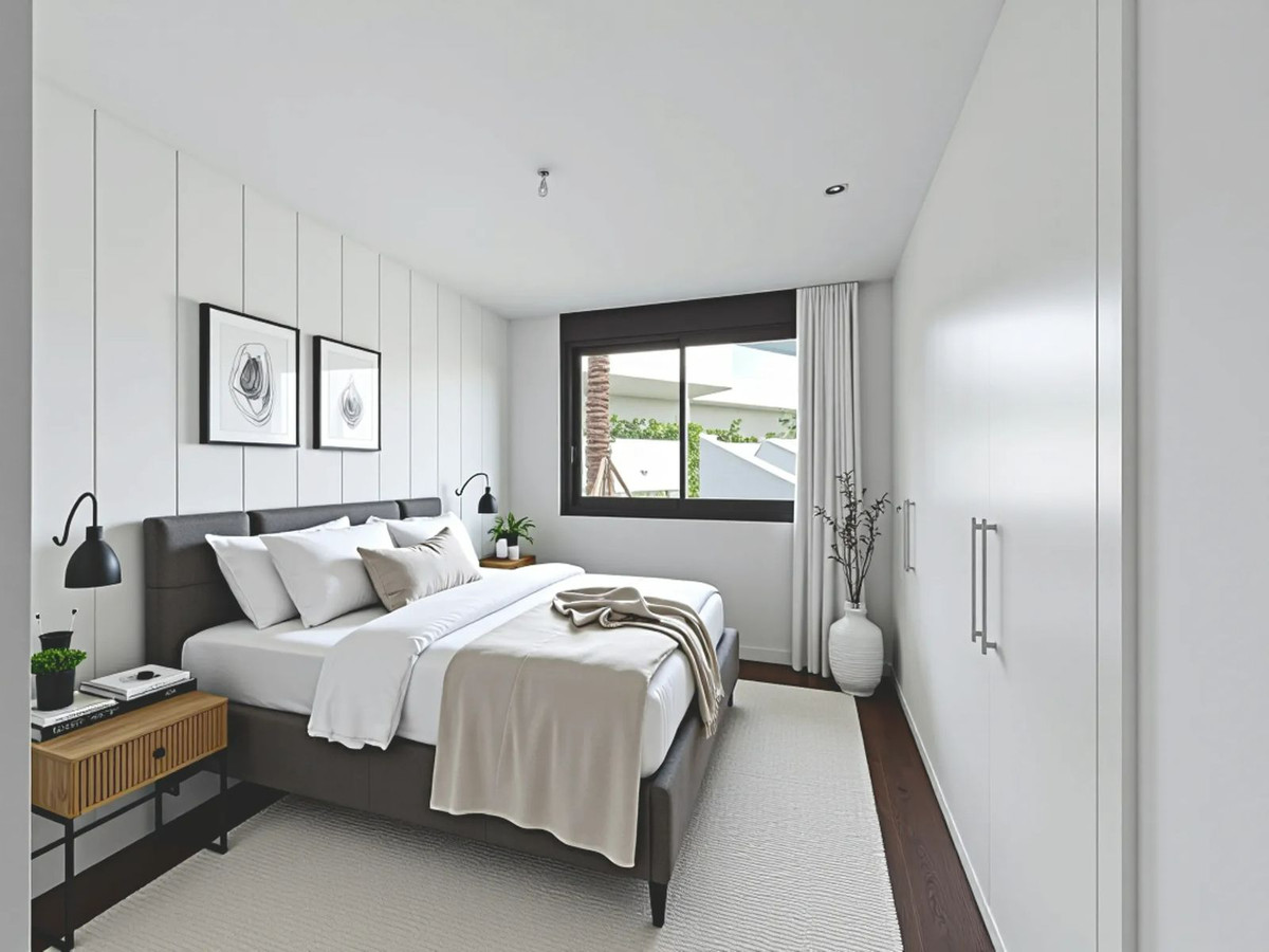 4 Bed Apartment for sale in Estepona Costa Del Sol, Málaga, Spain