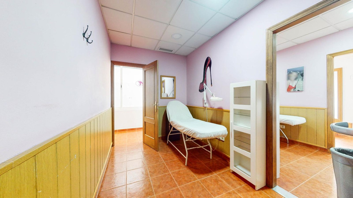 Se vende Local comercial  en Costa Del Sol, Málaga, España