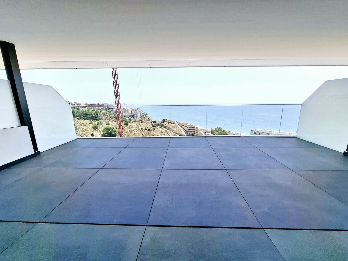 Se vende Apartamento Planta Media de 2 dormitorios en Costa Del Sol, Málaga, España
