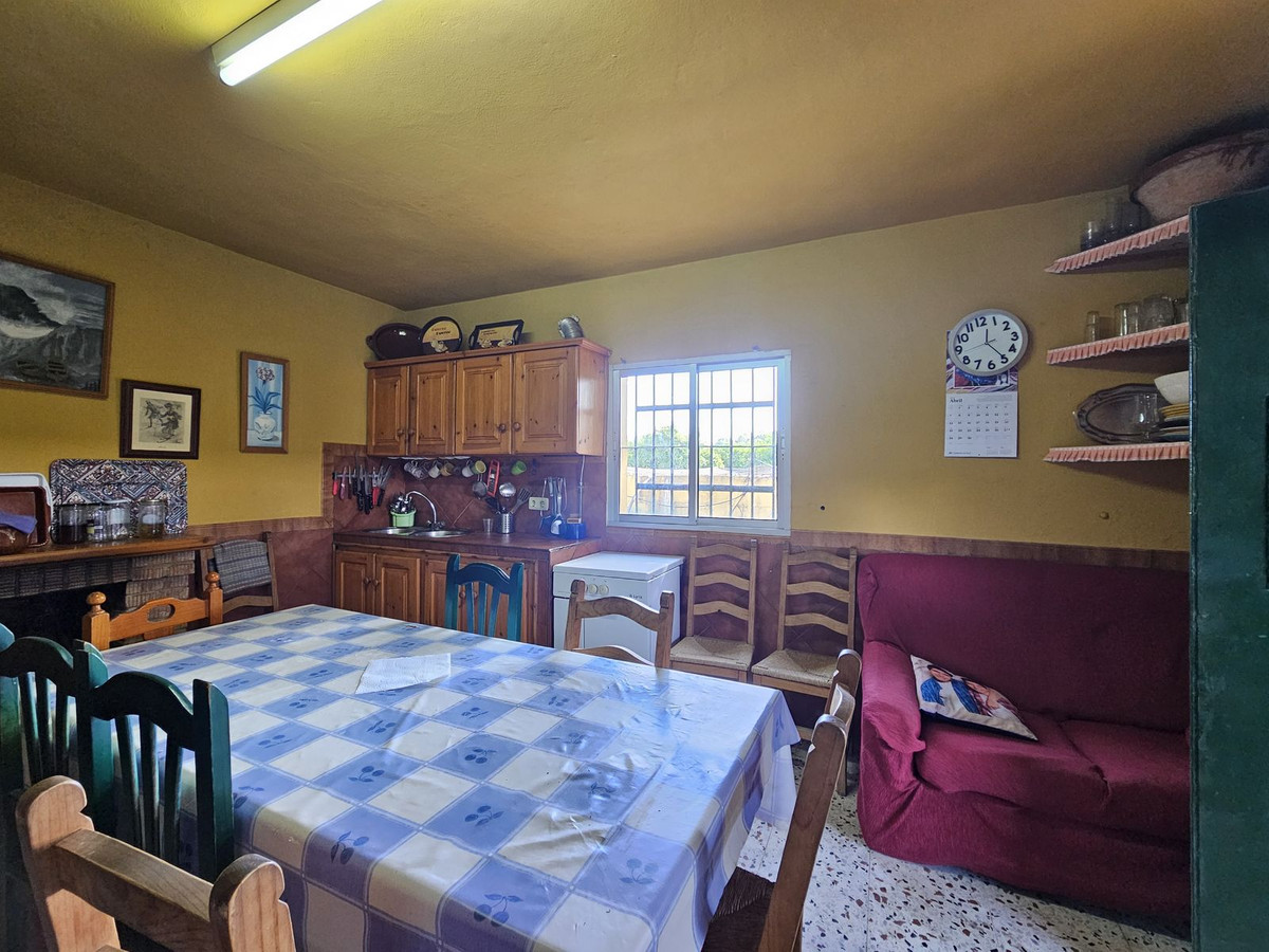Se vende Granja de 1 dormitorios en Costa Del Sol, Cadiz, España