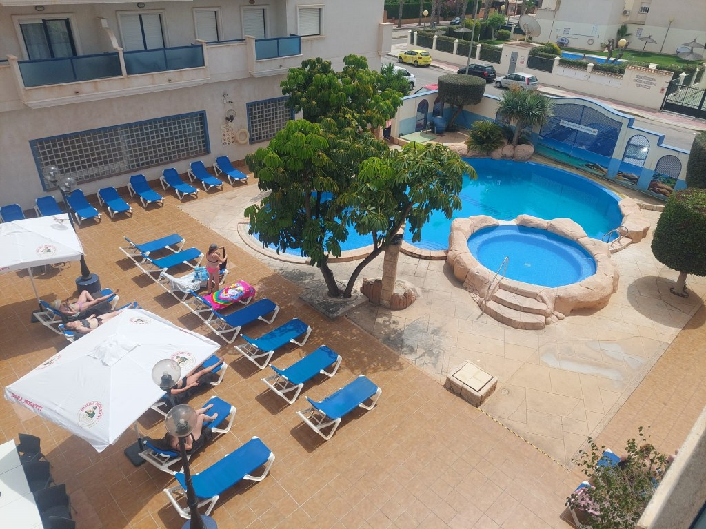 Se vende Apartamento Planta Media de 1 dormitorios en Costa Blanca, Alicante, España