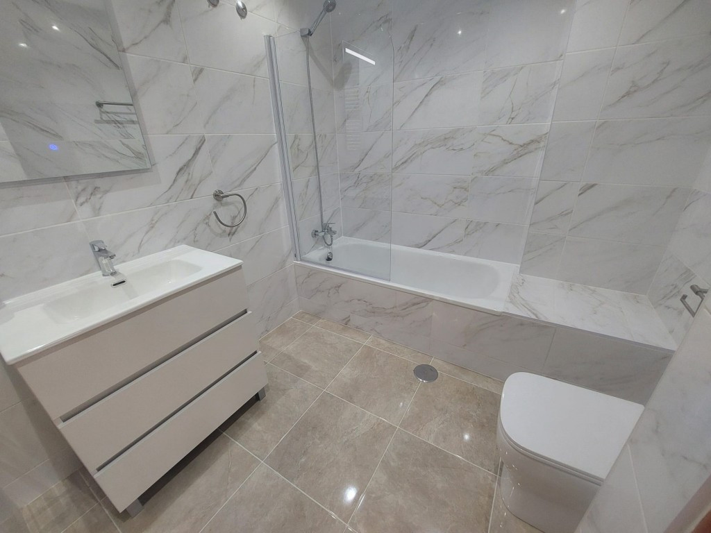 Se vende Apartamento Planta Media de 1 dormitorios en Costa Blanca, Alicante, España