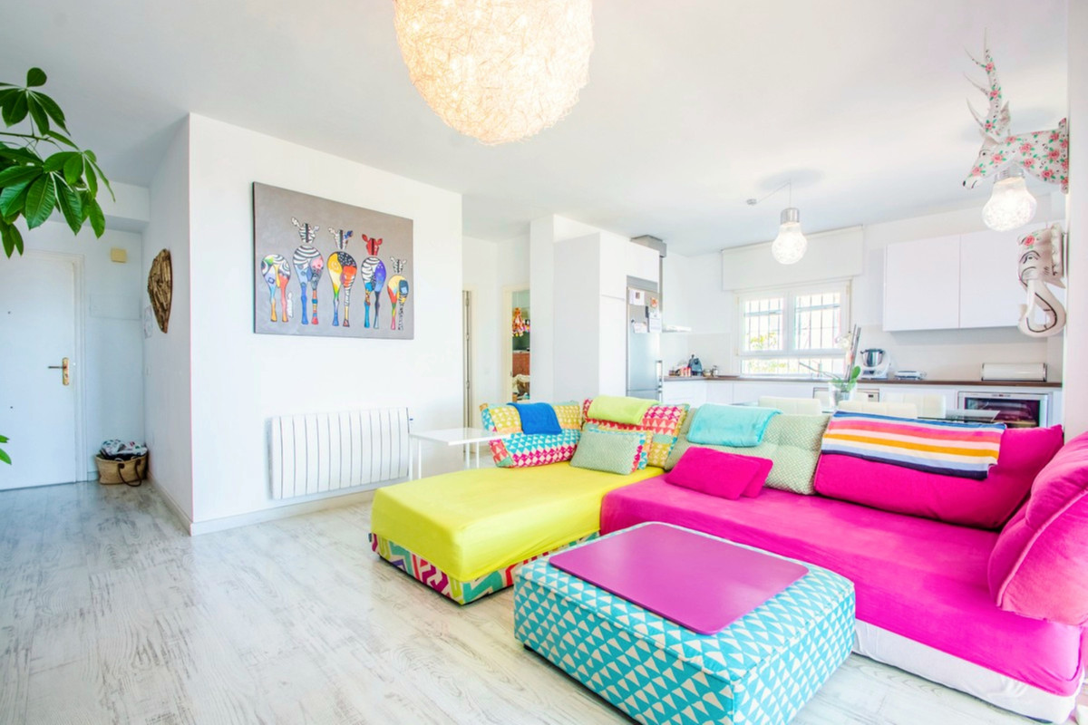 2 Bed Apartment for sale in La Mairena Costa Del Sol, Málaga, Spain