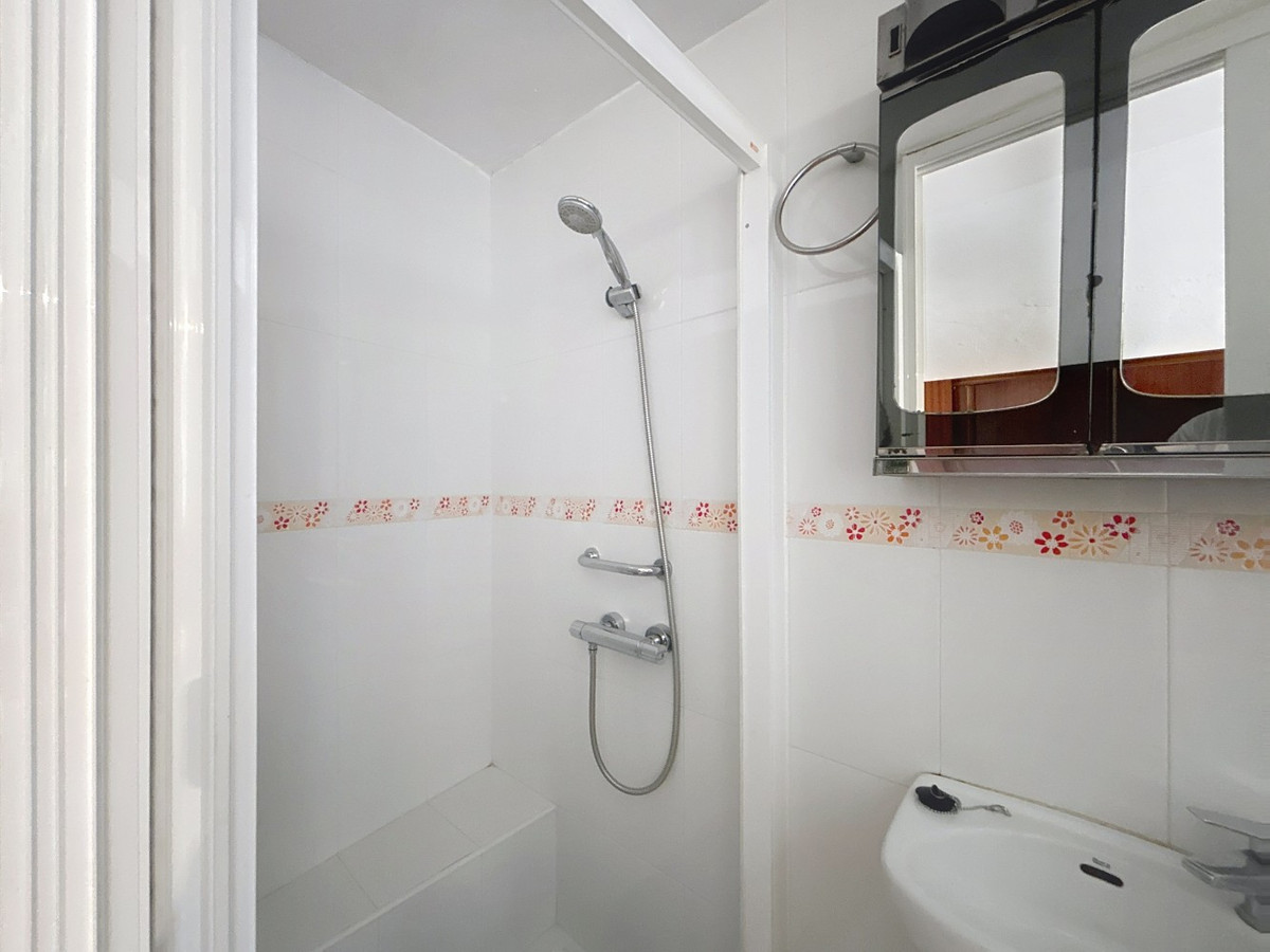 Se vende Pareada de 3 dormitorios en Costa Del Sol East, Málaga, España