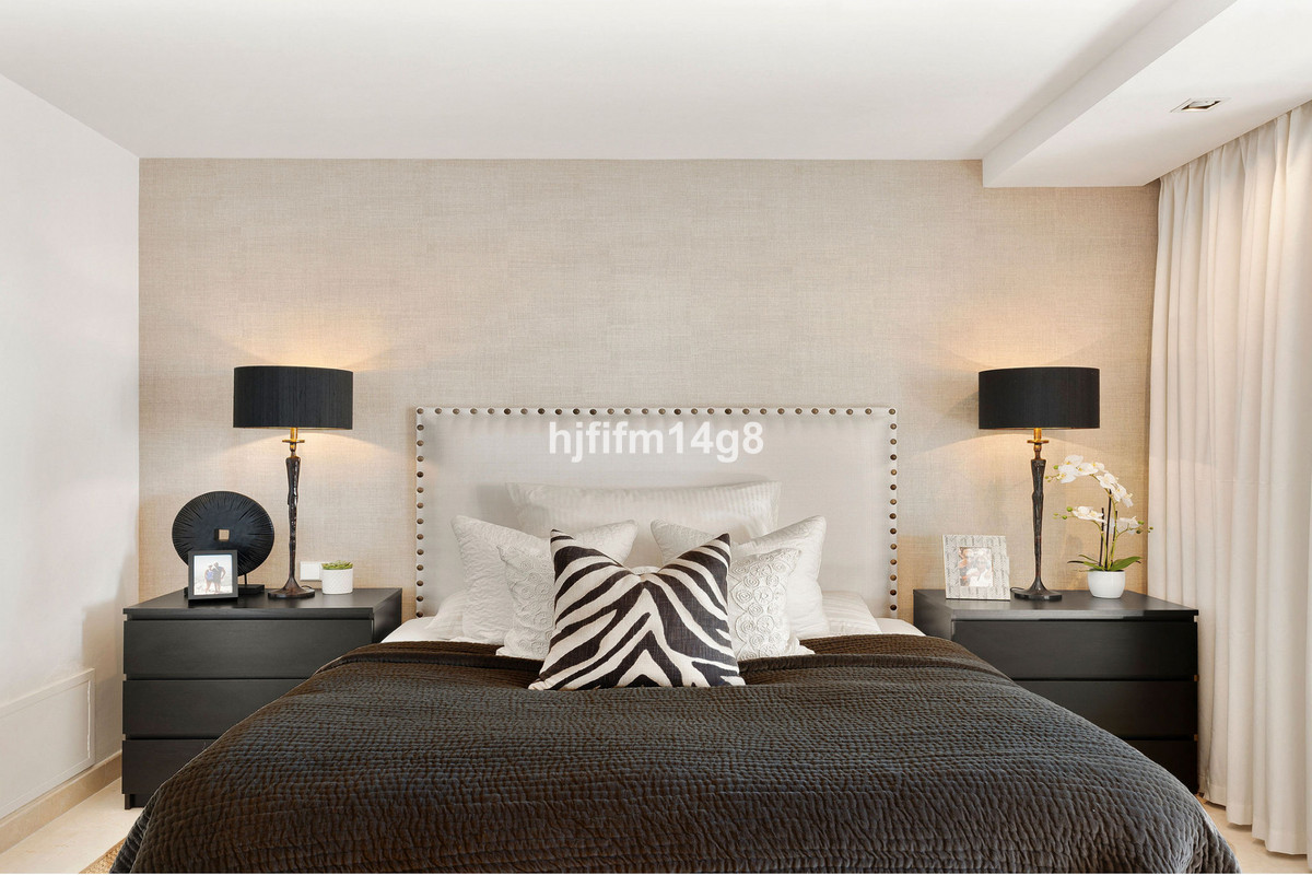3 Bed Apartment for sale in Nueva Andalucía Costa Del Sol, Málaga, Spain