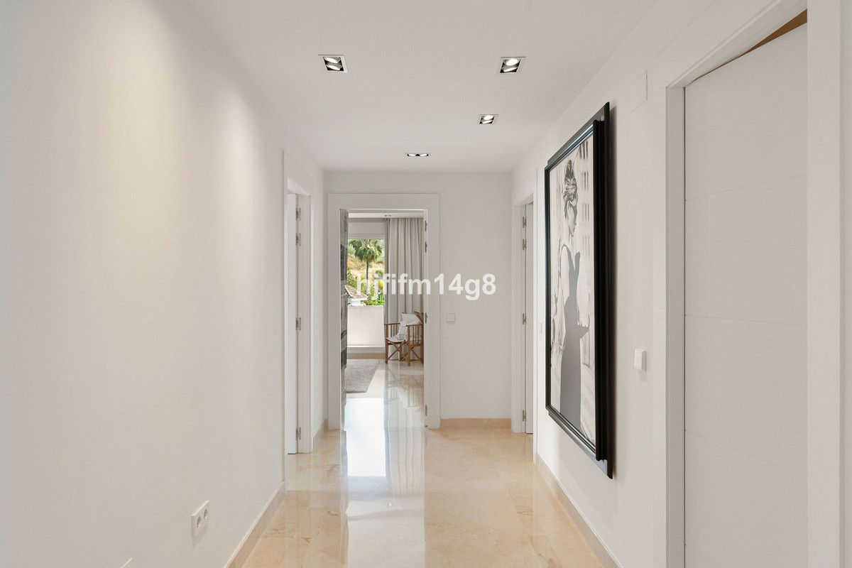3 Bed Apartment for sale in Nueva Andalucía Costa Del Sol, Málaga, Spain