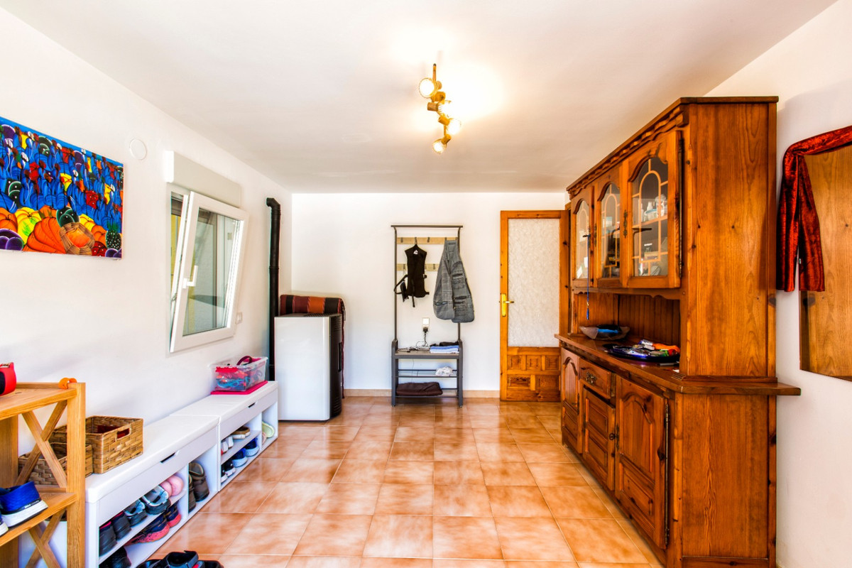 Se vende Villa - Chalet de 5 dormitorios en Costa Blanca, Alicante, España