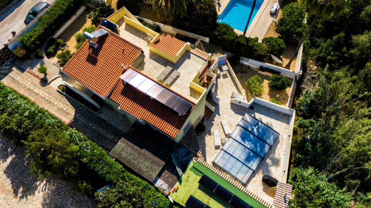 Se vende Villa - Chalet de 5 dormitorios en Costa Blanca, Alicante, España