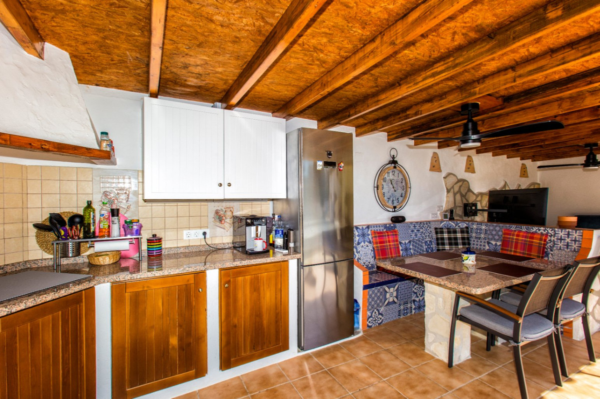 Se vende Villa - Chalet de 5 dormitorios en Costa Blanca, Alicante, España