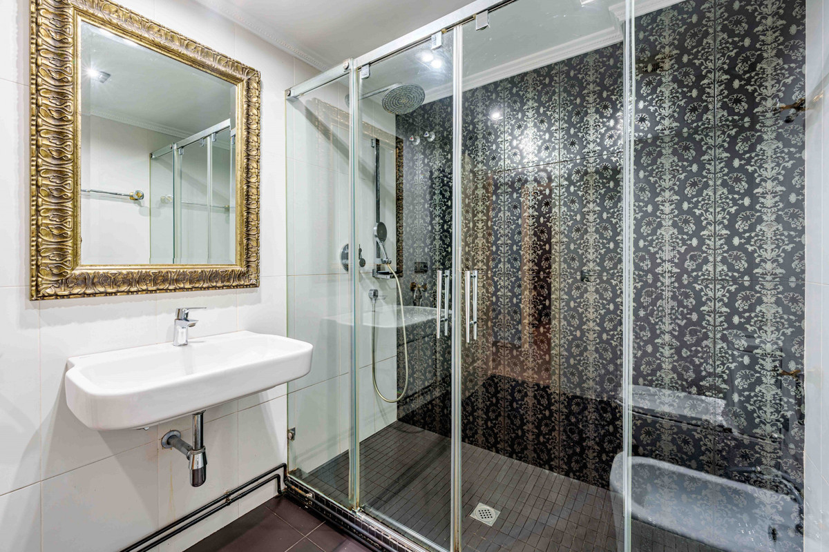 4 Bed Apartment for sale in Centro Histórico Málaga Ciudad, Málaga, Spain