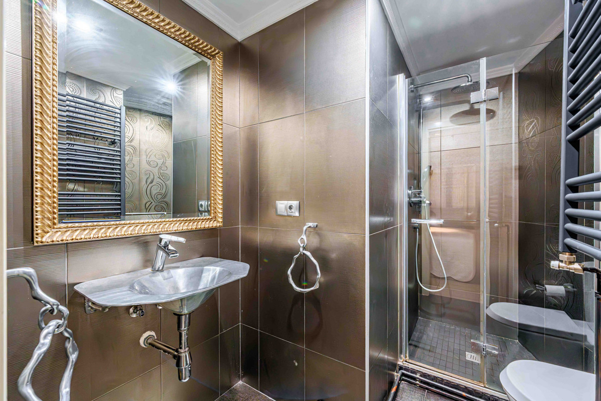 4 Bed Apartment for sale in Centro Histórico Málaga Ciudad, Málaga, Spain