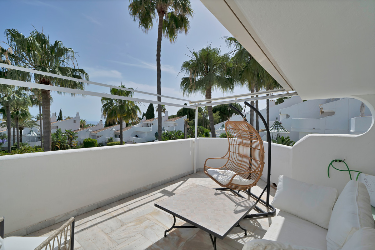 4 Bed Townhouse for sale in The Golden Mile Costa Del Sol, Málaga, Spain