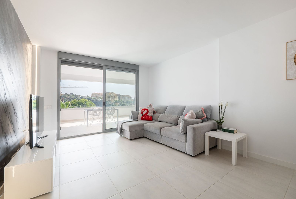 2 Bed Apartment for sale in Estepona Costa Del Sol, Málaga, Spain