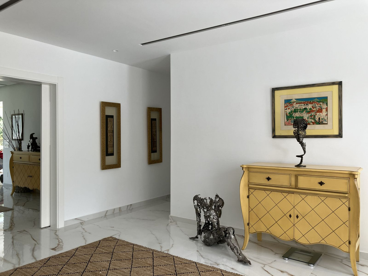Se vende Villa - Chalet de 6 dormitorios en Costa Del Sol, Málaga, España