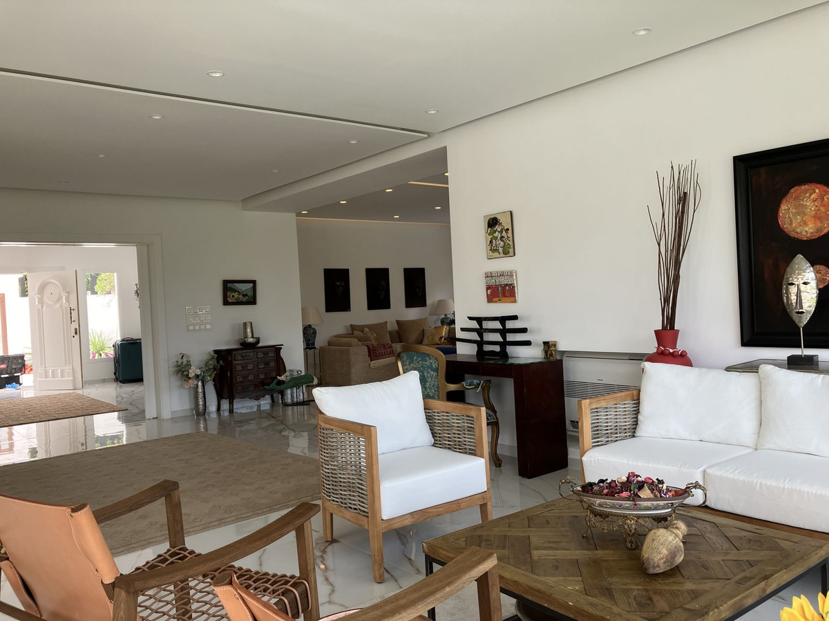 Se vende Villa - Chalet de 6 dormitorios en Costa Del Sol, Málaga, España