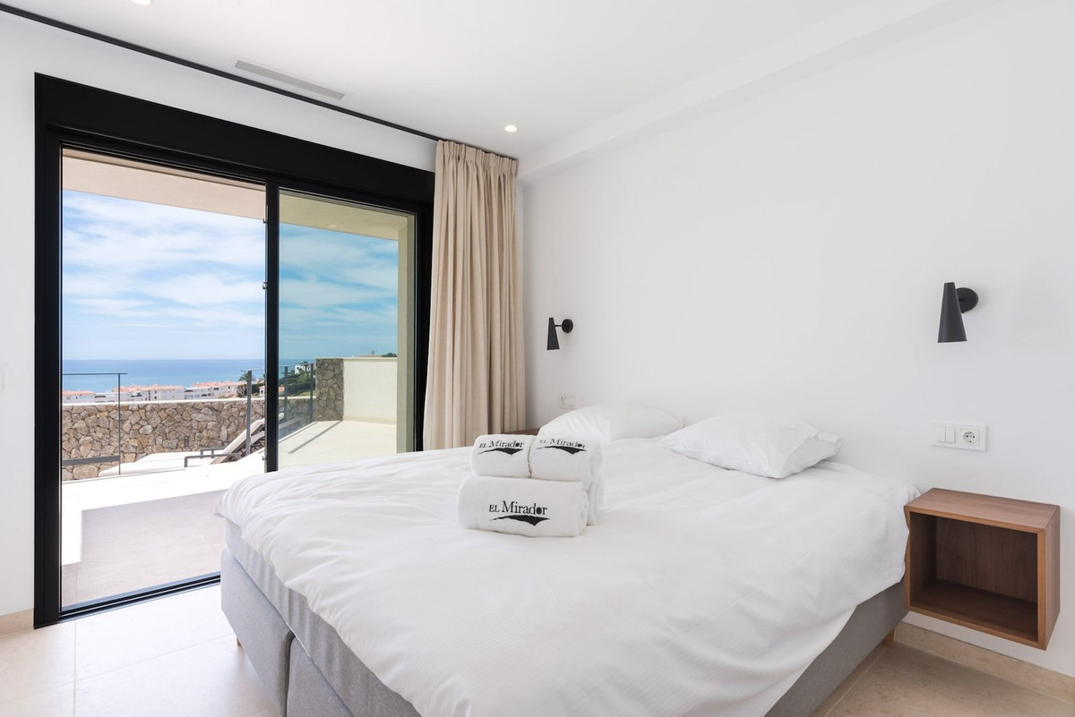 3 Bed Townhouse for sale in Torrox Costa Costa Del Sol East, Málaga, Spain