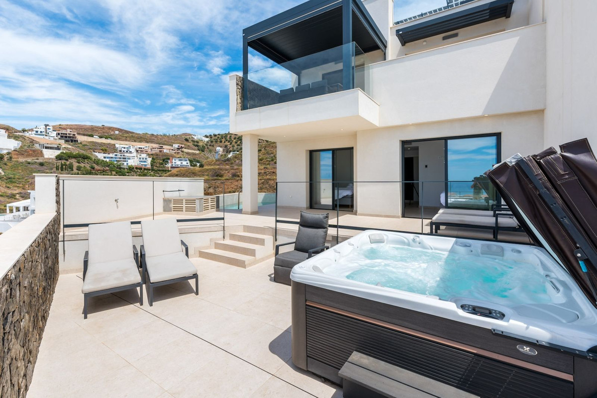3 Bed Townhouse for sale in Torrox Costa Costa Del Sol East, Málaga, Spain