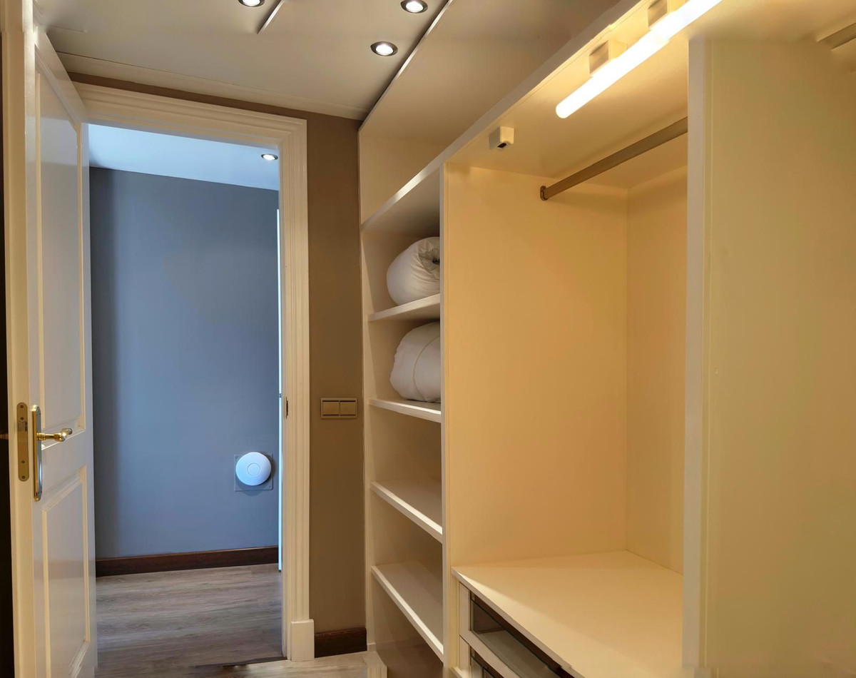 Se vende Villa - Chalet de 5 dormitorios en Costa Del Sol, Málaga, España