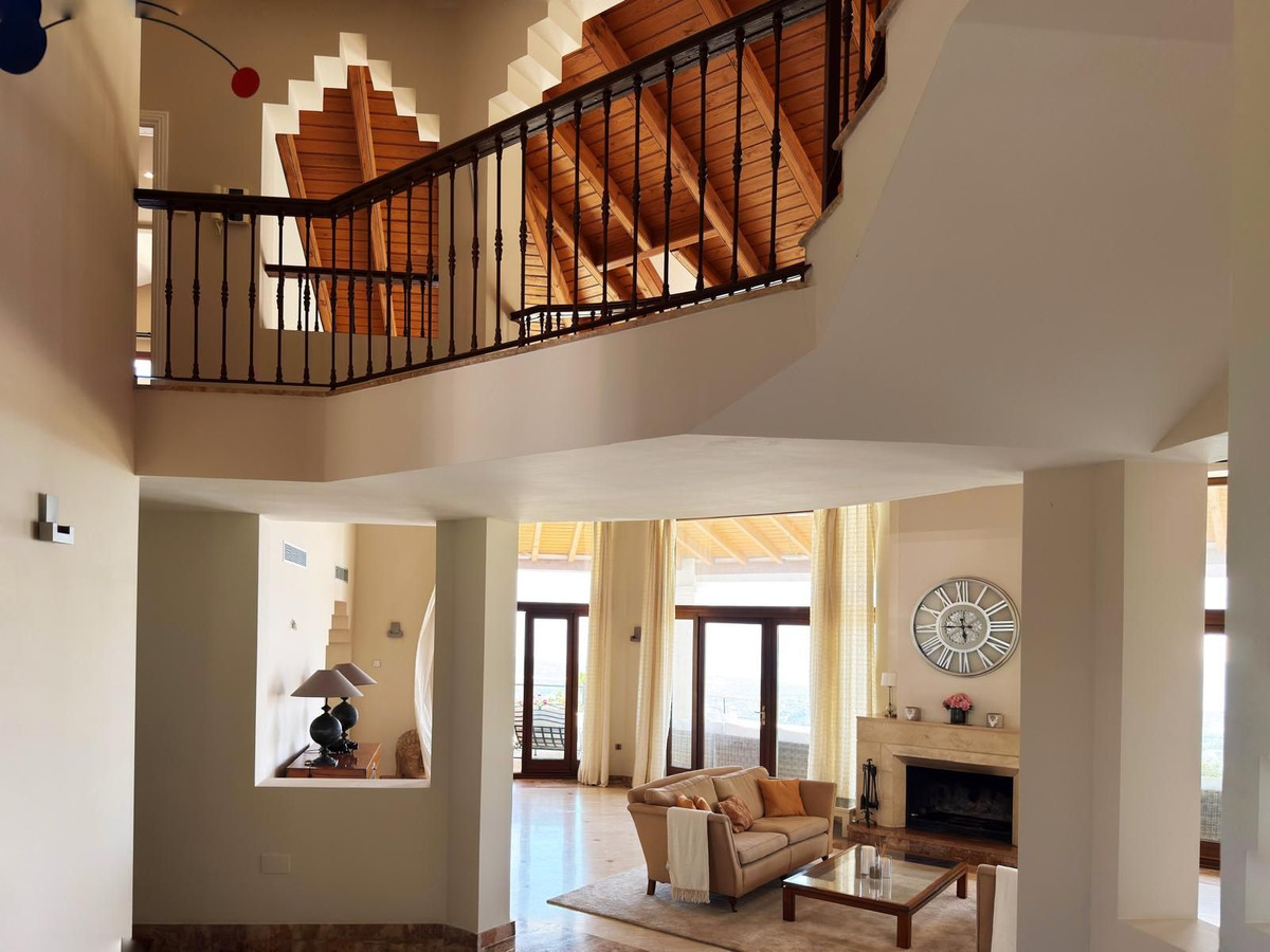 Se vende Villa - Chalet de 5 dormitorios en Costa Del Sol, Málaga, España