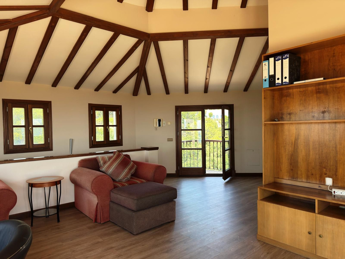 Se vende Villa - Chalet de 5 dormitorios en Costa Del Sol, Málaga, España