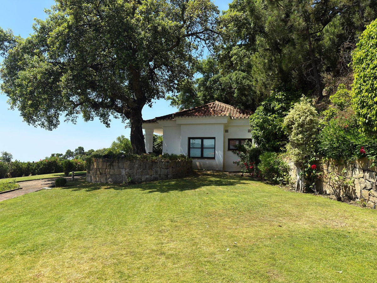 Se vende Villa - Chalet de 5 dormitorios en Costa Del Sol, Málaga, España