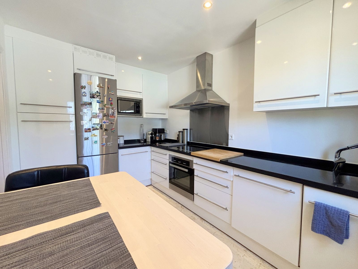 3 Bed Townhouse for sale in Estepona Costa Del Sol, Málaga, Spain