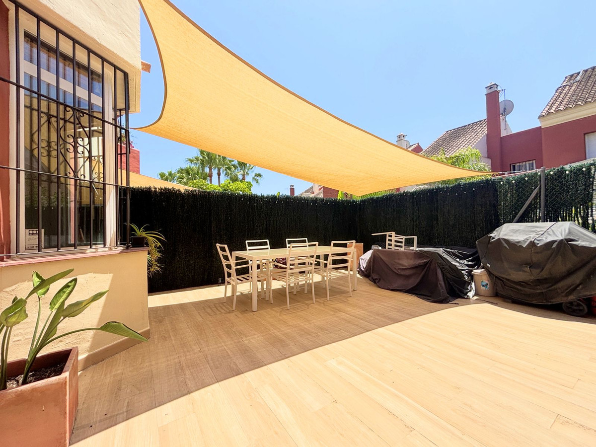 3 Bed Townhouse for sale in Estepona Costa Del Sol, Málaga, Spain