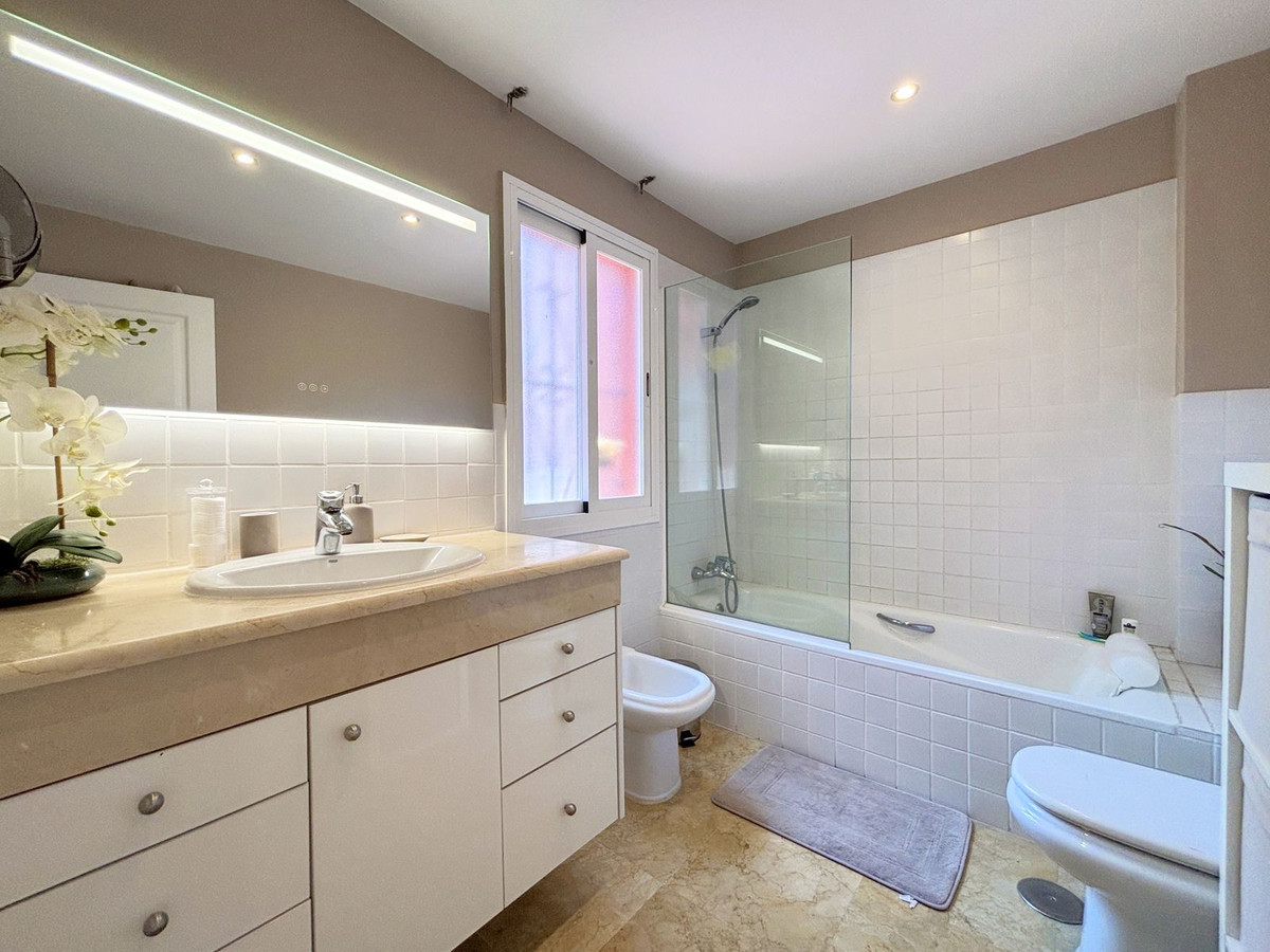 3 Bed Townhouse for sale in Estepona Costa Del Sol, Málaga, Spain