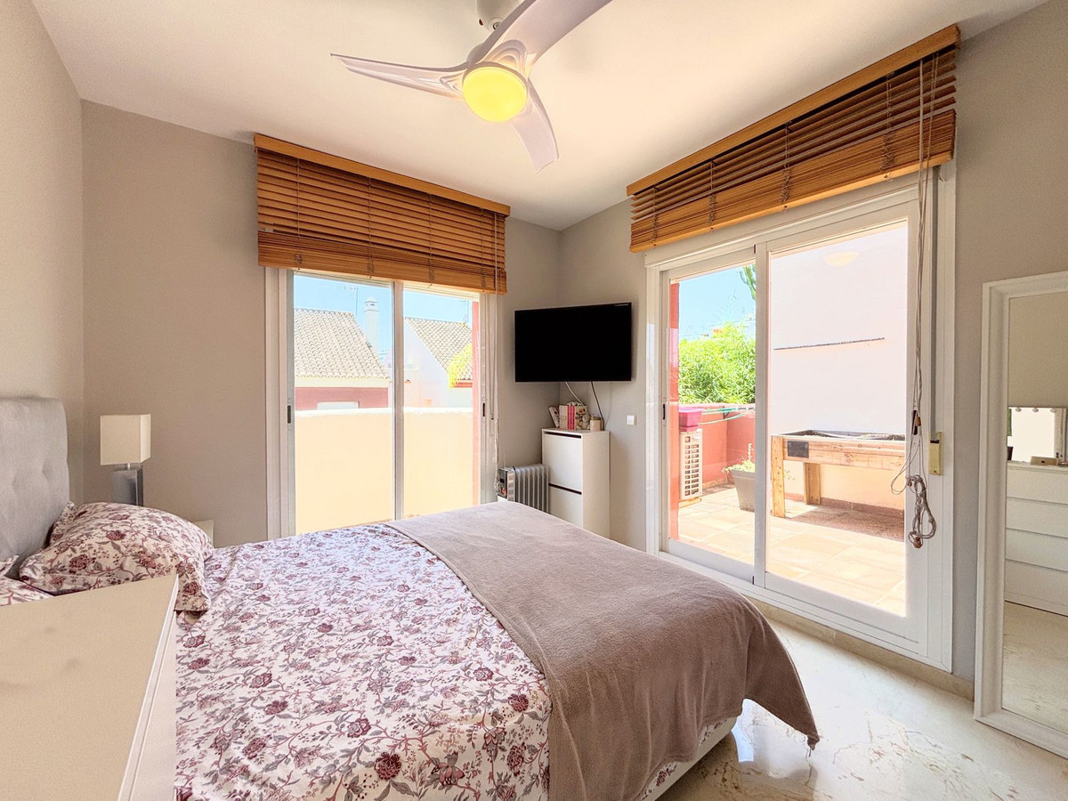 3 Bed Townhouse for sale in Estepona Costa Del Sol, Málaga, Spain