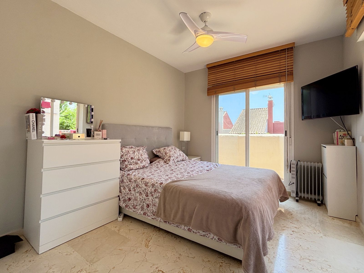 3 Bed Townhouse for sale in Estepona Costa Del Sol, Málaga, Spain