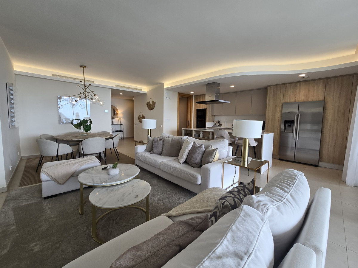 3 Bed Apartment for sale in Benahavís Costa Del Sol, Málaga, Spain