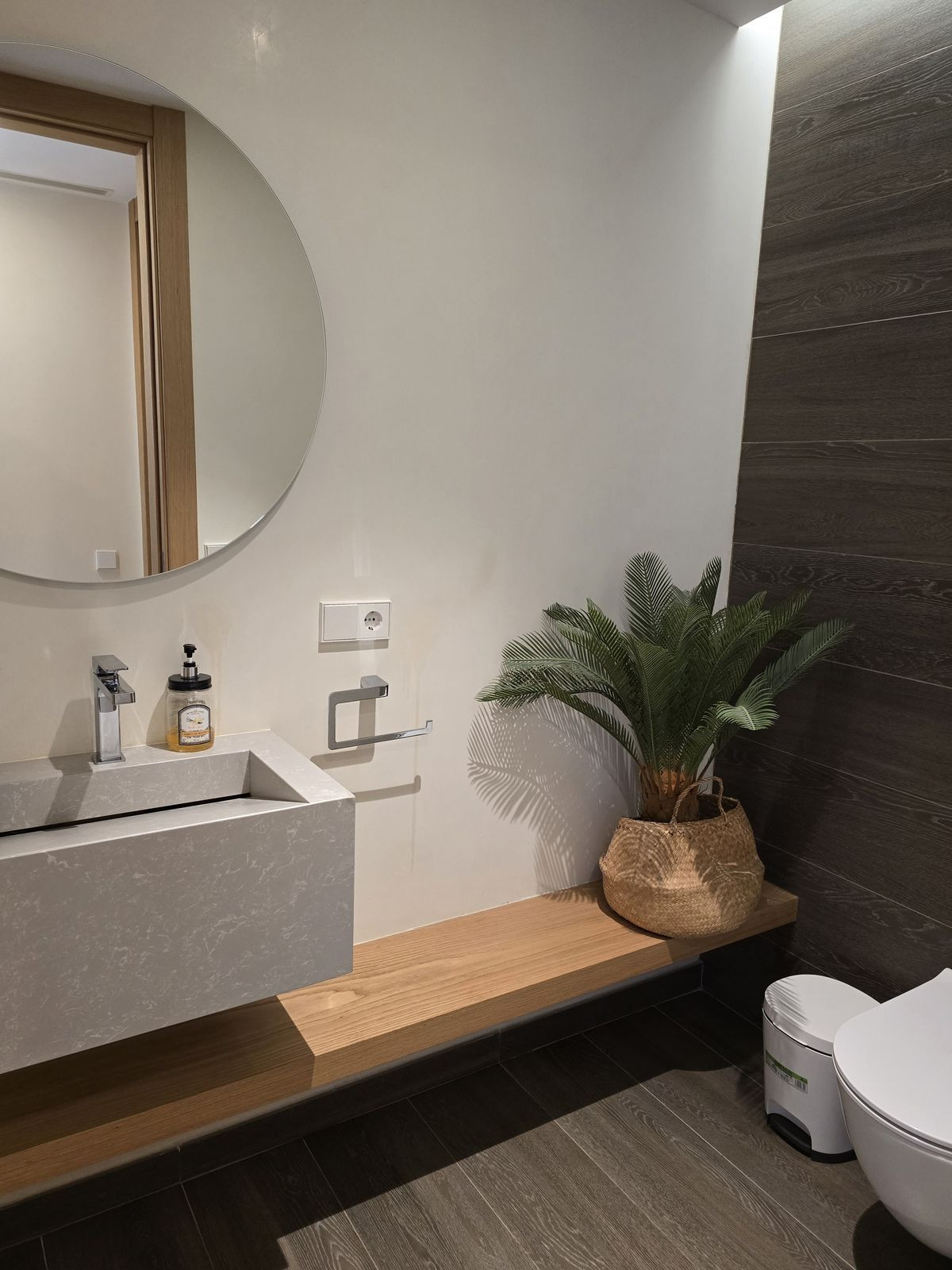 3 Bed Apartment for sale in Benahavís Costa Del Sol, Málaga, Spain