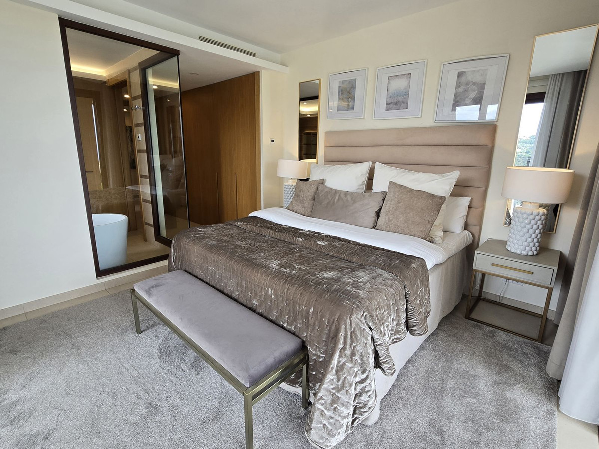 3 Bed Apartment for sale in Benahavís Costa Del Sol, Málaga, Spain
