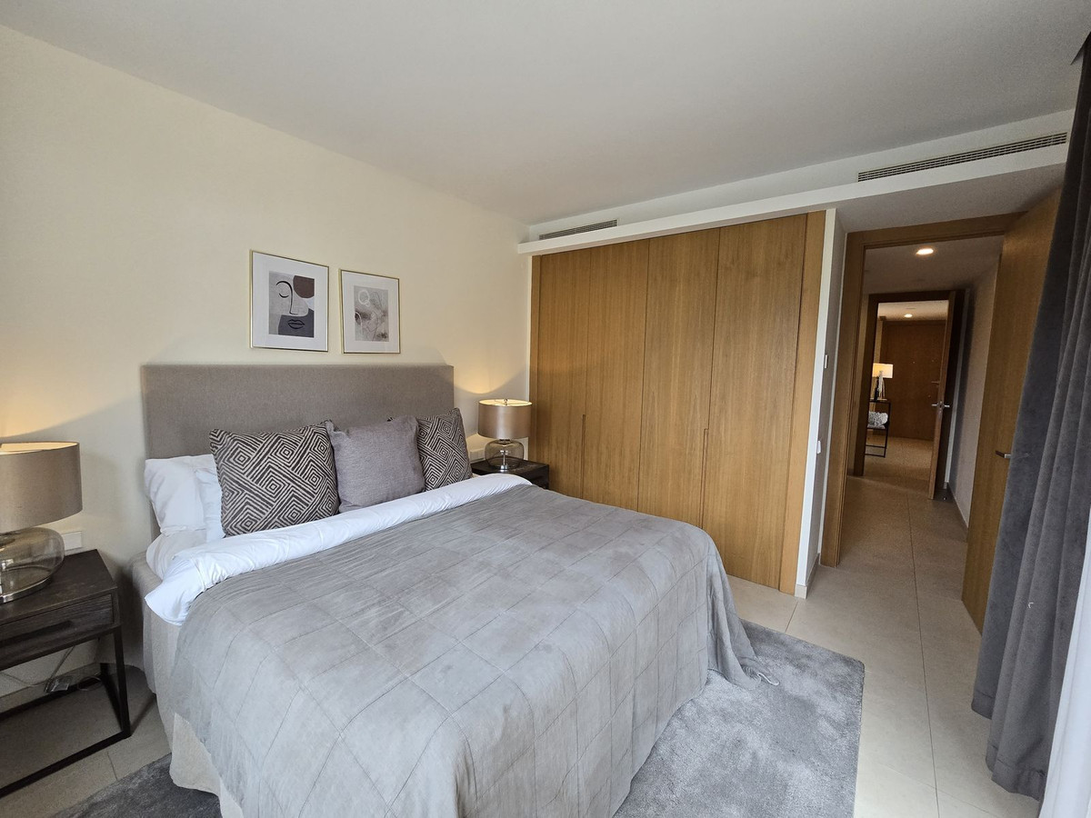 3 Bed Apartment for sale in Benahavís Costa Del Sol, Málaga, Spain