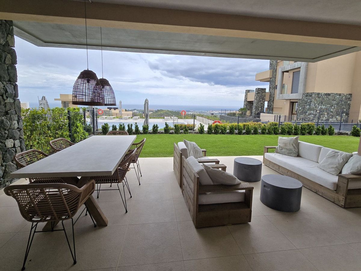 3 Bed Apartment for sale in Benahavís Costa Del Sol, Málaga, Spain