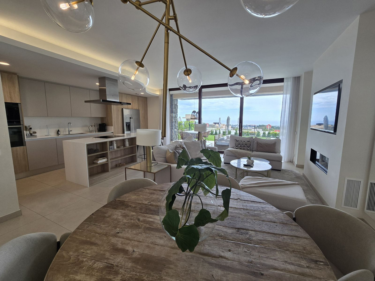 3 Bed Apartment for sale in Benahavís Costa Del Sol, Málaga, Spain