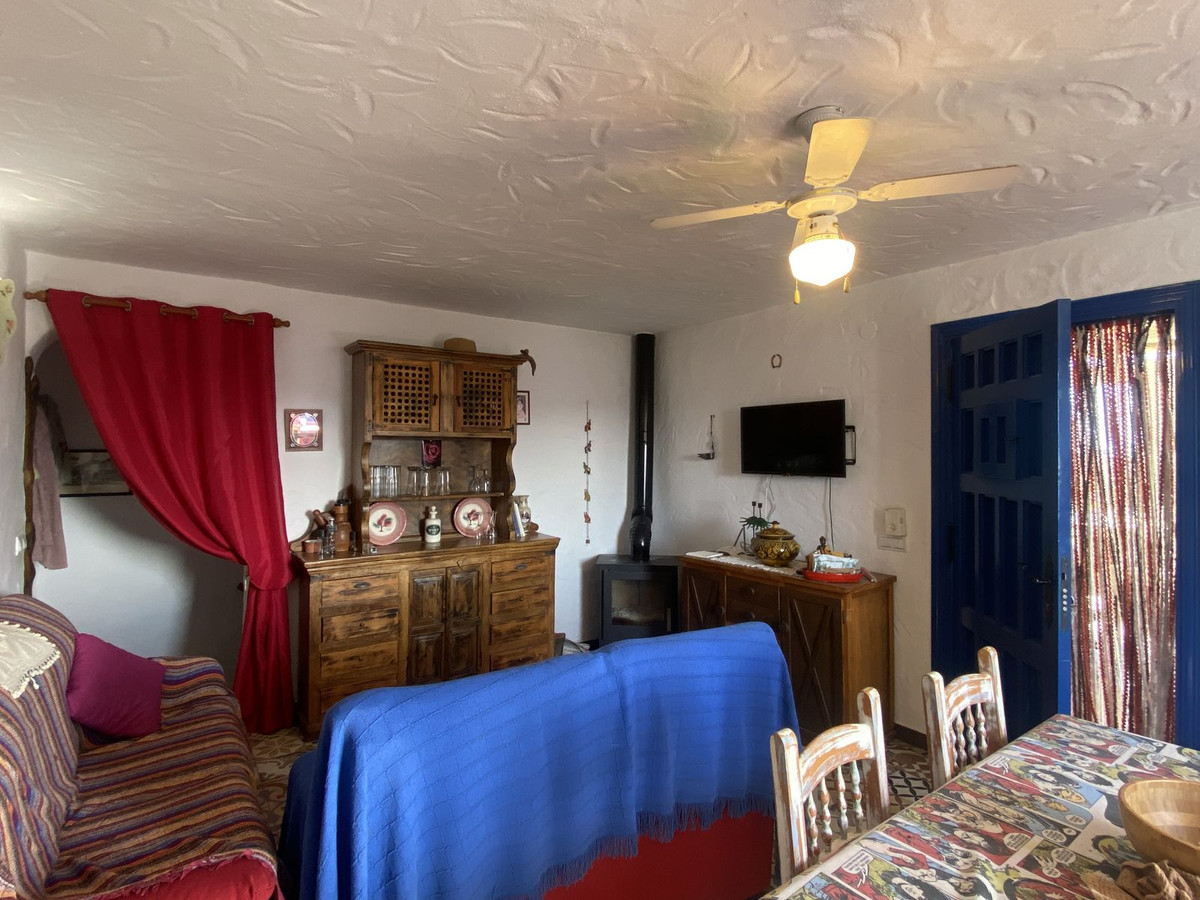 2 Bed Townhouse for sale in Frigiliana Costa Del Sol East, Málaga, Spain