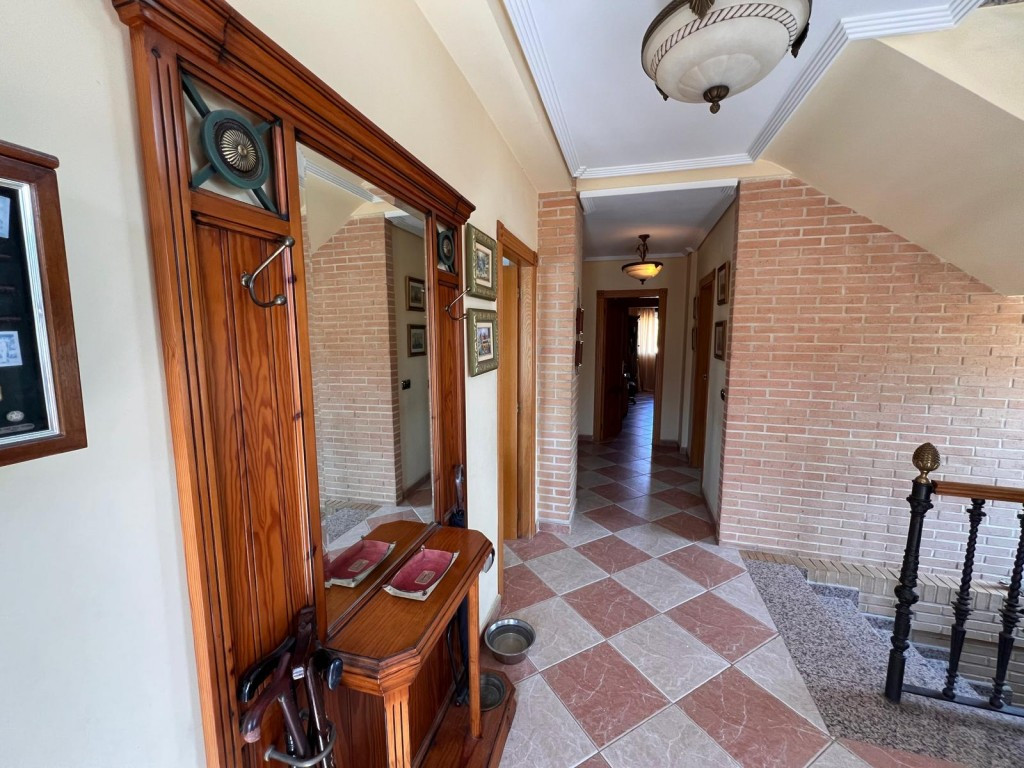 Se vende Villa - Chalet de 8 dormitorios en Costa Blanca, Alicante, España